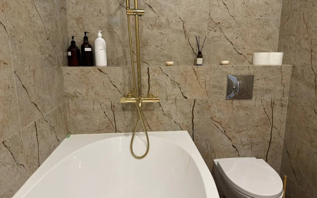 Lyuks S Proyektorom V Tsentre Goroda Flat
