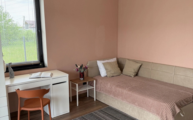 Частный Дом Семейный в Матросово