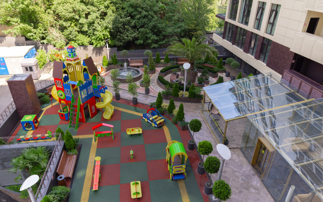 Studiya v elitnom ZHK Metropol' ot LetoApart Apartments