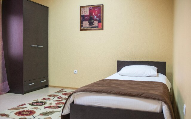 Kristall Hotel