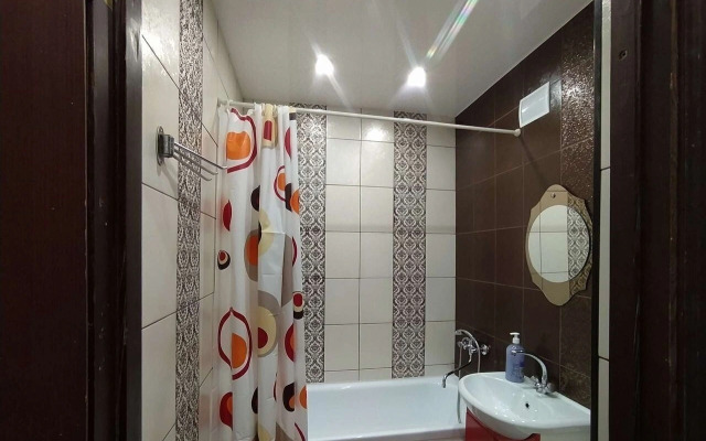 Апартаменты на Базстроевской, 22