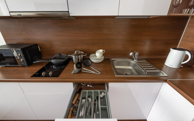 3 Апартаменты Малышева 42 (05)