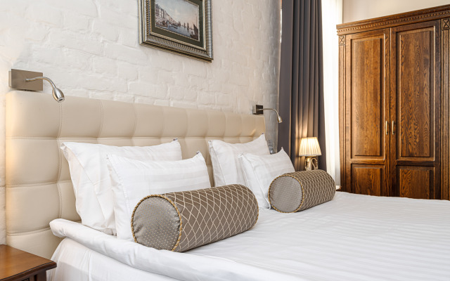 Galunov Hotel