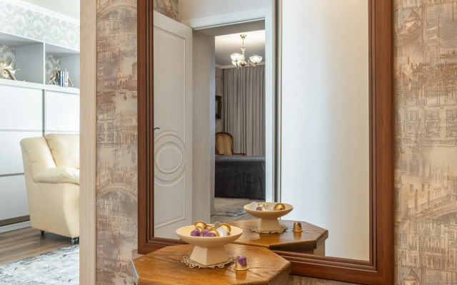 Dvukhkomnatnye Bookingapart Komfort  U Korolevskikh Vorot Apartment