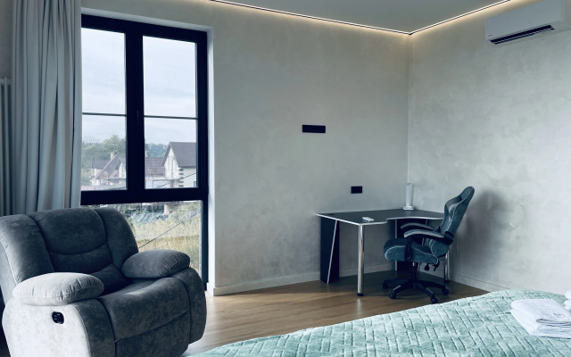 S Basseynom I Baney Villa