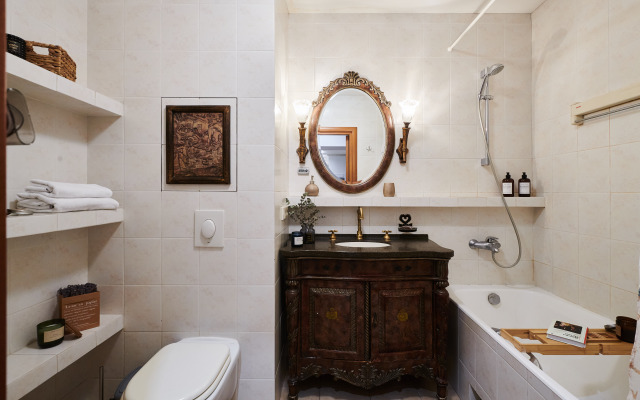 Квартира GM Apartments Булгаков на Патриарших Прудах