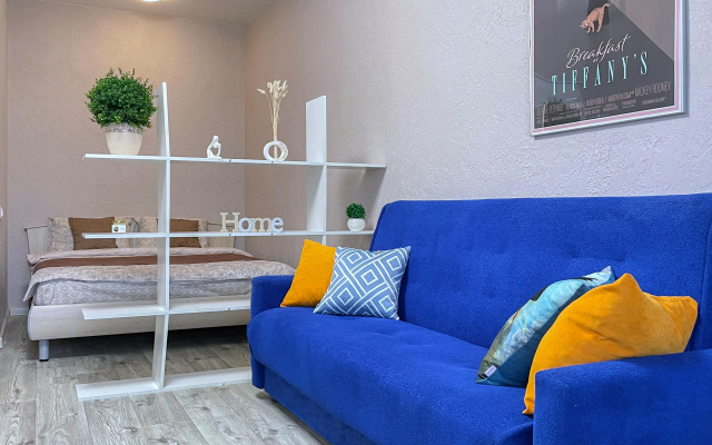 Квартира Welcome Home с Балконом у Метро Народное Ополчение