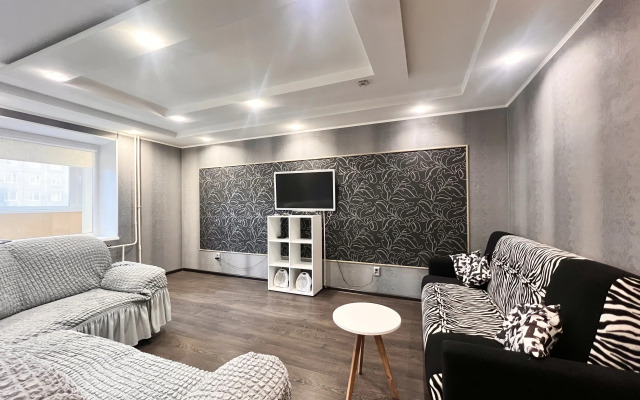 Апартаменты 51 Евродвушка в Центре Экспедиция на Север на Полярных Зорях, 19