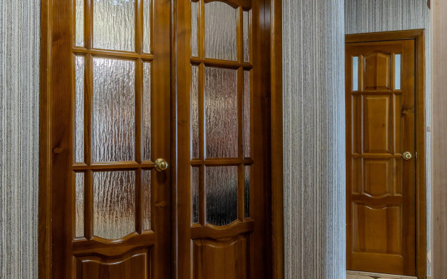 3-K po Priyatnoy Tsene Ryadom s Naberezhnoy Flat