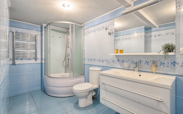 V Tsentre Goroda Apartments