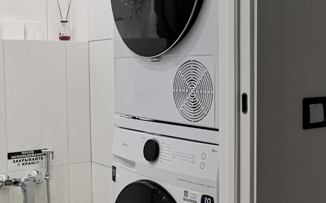 Studiya na 1-y Pionerskoy 82 Flat