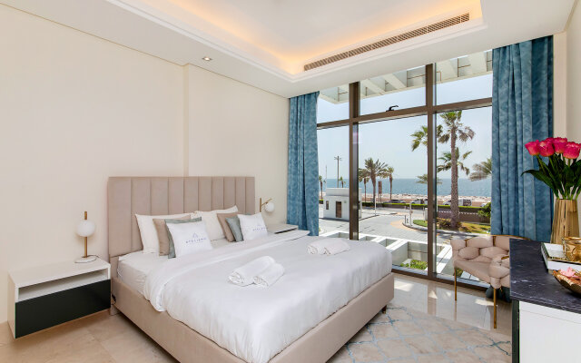 Апартаменты Deluxe 2BR with Sea View in The 8 on Palm Jumeirah