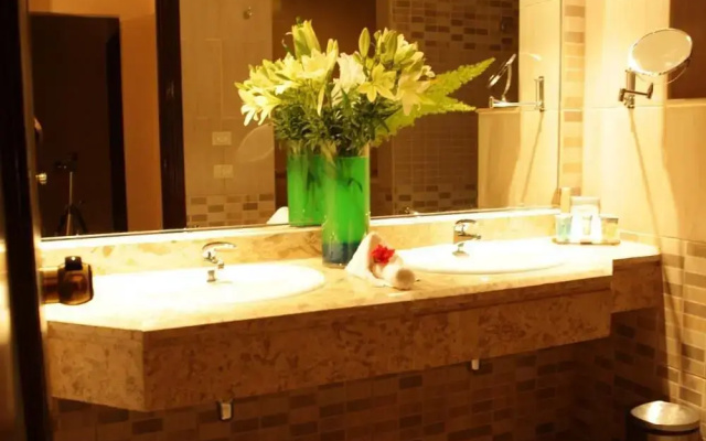 Курортный Отель Swiss Inn Pyramids Golf Resort - фото 5