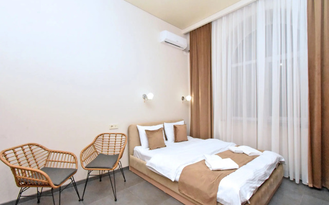 Seva Komitas Hotel