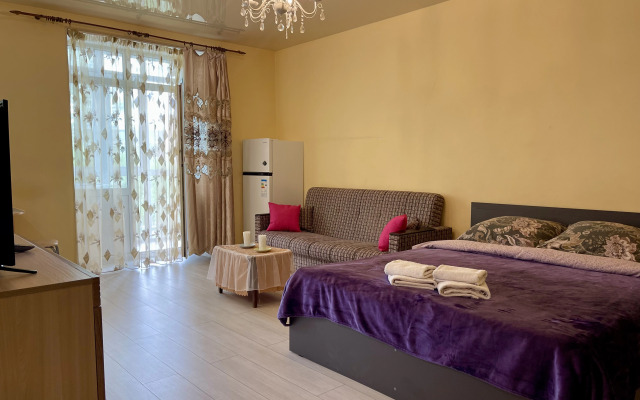 Апартаменты на Карла Маркса 18