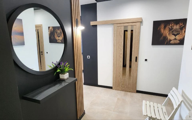 Квартира 2-к квартира с дизайнерским ремонтом