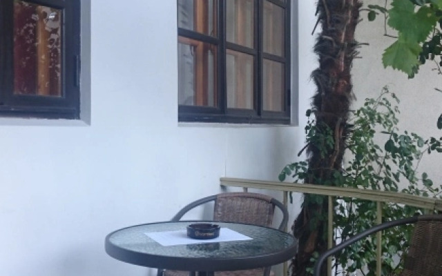 YaltaVoyage Apartments 4