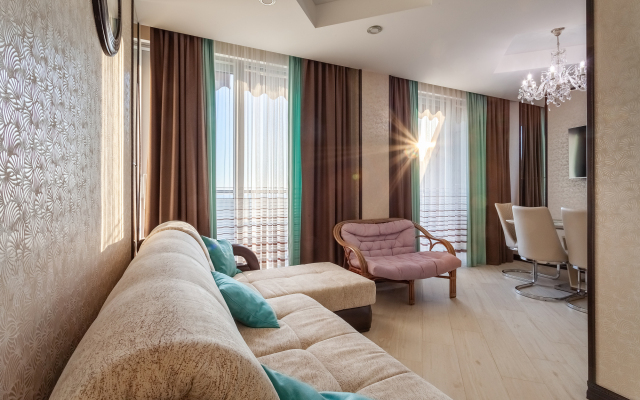 Апартаменты в центре с видом на море