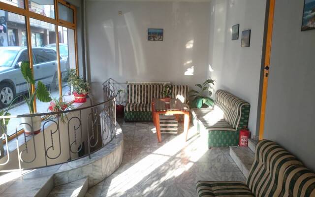 Elit Hotel