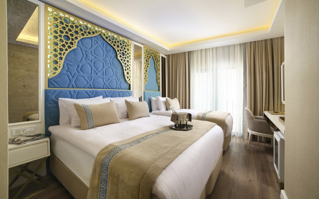 Great Fortune Design Hotel