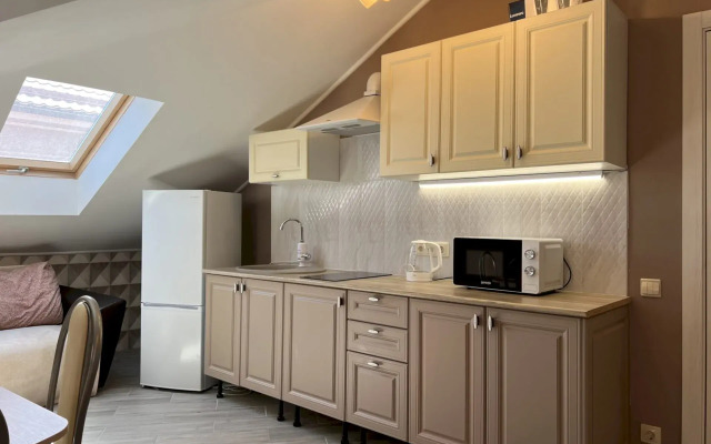 261 Mansarda 12 Min Do Plyazha Flat