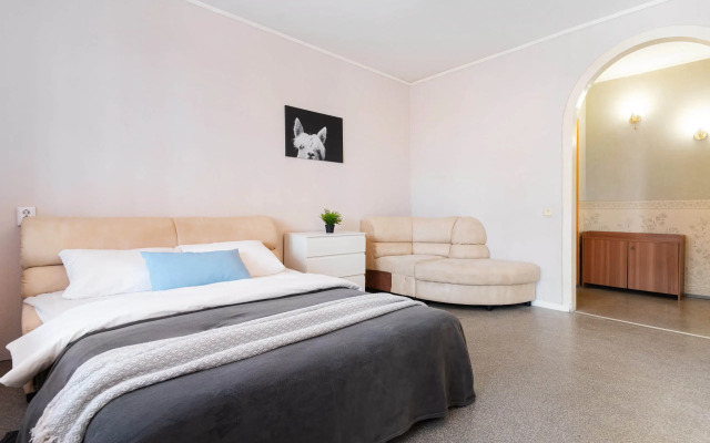 Prostornaya Kvartira S Dzhakuzi Flat