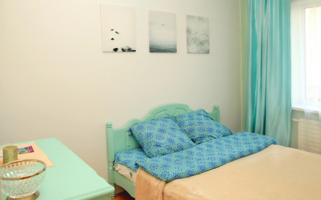 Prostornaya dlya Bolshoy Kompanii na Kirova  25 Flat