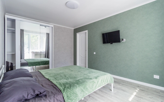 Dvukhkomnatnye V Rybnoy Derevne U Domika Smotritelya Apartments