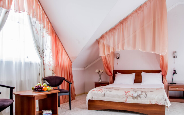 Kaissa Hotel