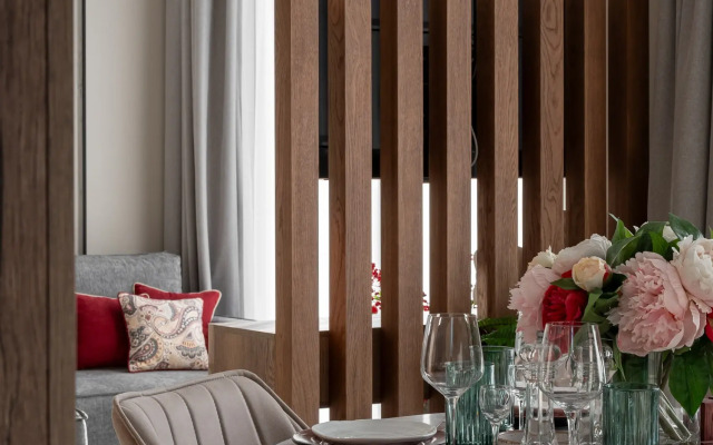 Granat s Basseynom i Mangalnoy Zonoy Villa