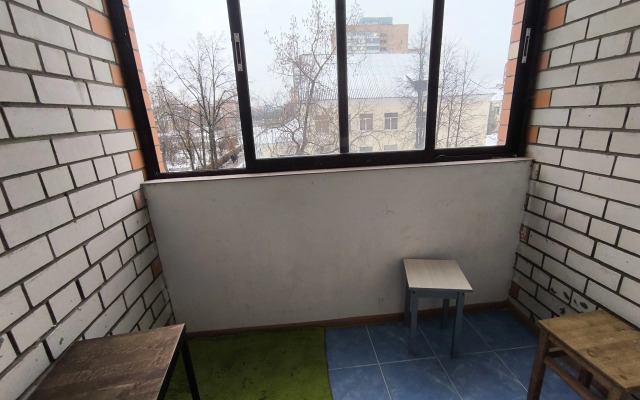 Bolshaya dvushka ryadom s vokzalom Flat
