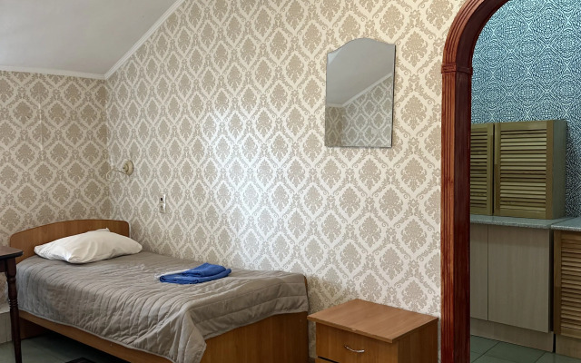 Lotos Hotel