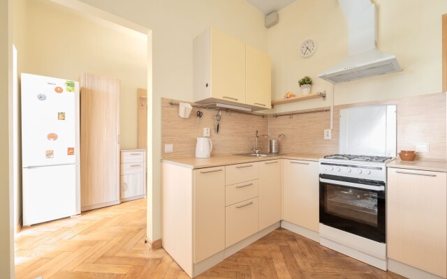 Flat s Panoramnym Vidom na Vasilyevskom Ostrove