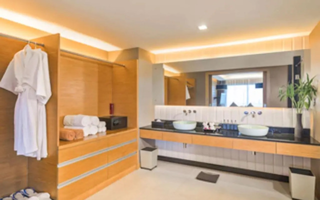 Novotel Phuket Kata Avista Resort and Spa Hotel 