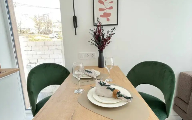 C Terrasoy I Vidom Na Gory Flat