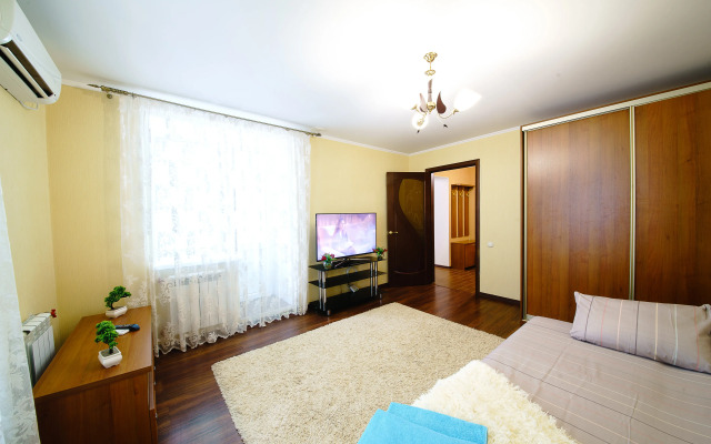 Квартира на Симбирцева 40 (Сов 19)