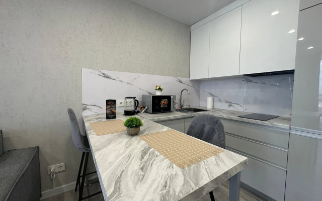 Studiya Na Vysokom Etazhe Apartments