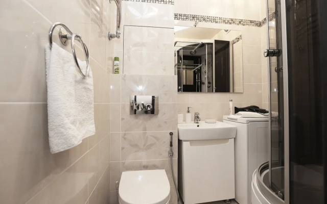 Квартира Уютная 2-ком. около Парка Челюскинцев