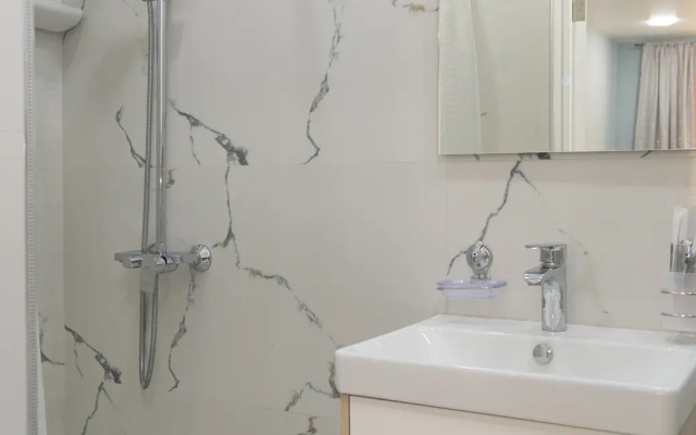 Apartamenty na pereulke Karla Marksa 98 k2