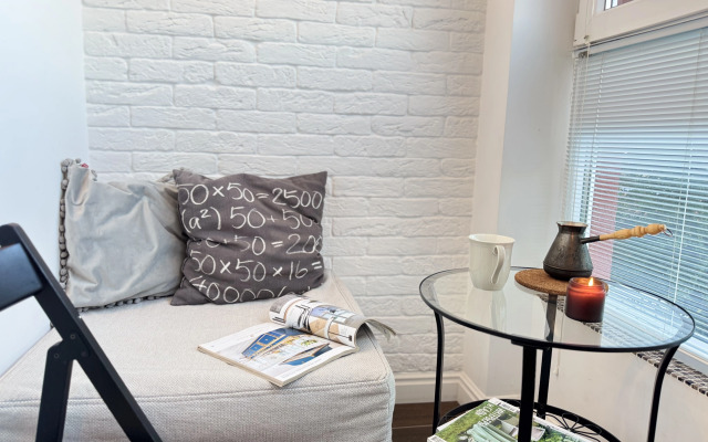 V Tsentre Lazurnaya Ptichka Flat