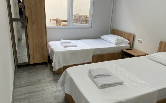 La Skala Guest House