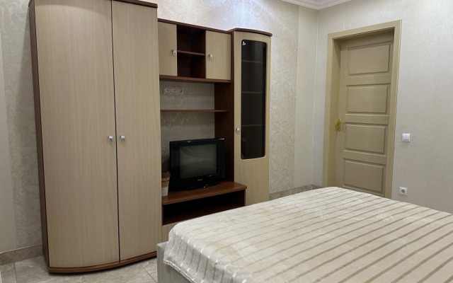 Частный дом с бассейном и баней