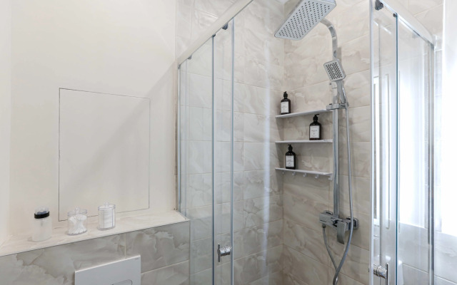 Апартаменты Великолепные у Ботанического Сада 187-3