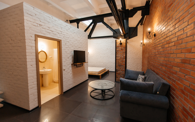 Agudzera Loft Mini-Hotel