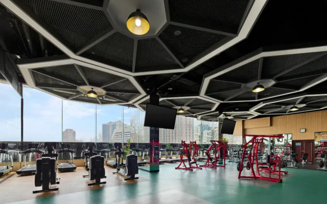 Beijing Poly Plaza Hotel – Sports – Beijing