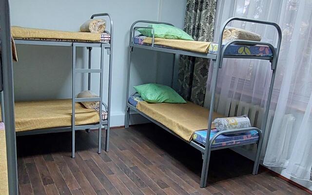 Na Karla Marksa Hostel