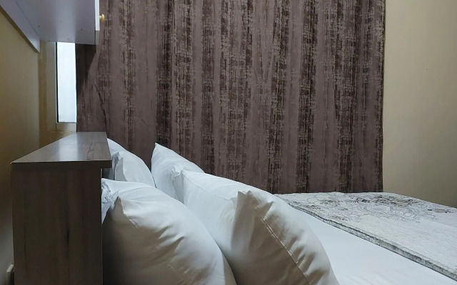 Benitah Capsule Family Rooms and Partitions Hostel