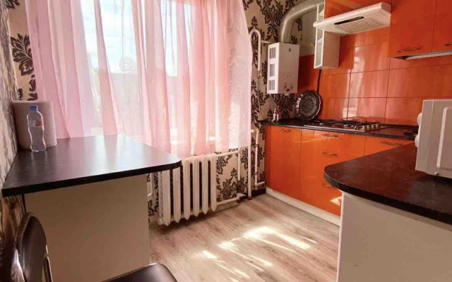 Апартаменты в центре возле парка с озером