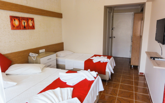Altinersan Altinkum Didim Hotel