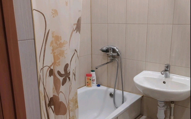 Na Gatchinskoy Ulitse 20 Flat